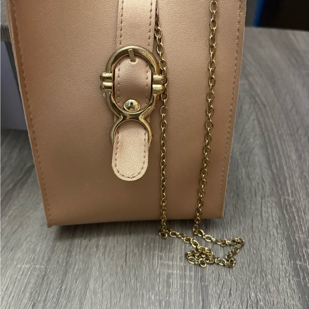 Elegant rose Gold Chain Strap Bag